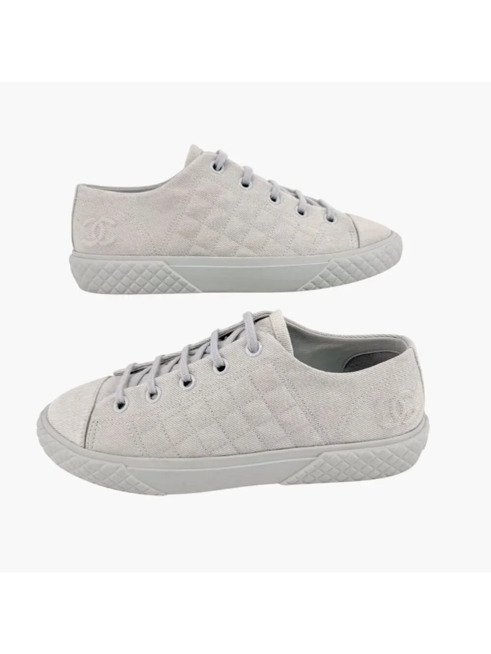 Chanel Quilted Low Top Denim Sneakers Size 39 US 8-8.5 Blue Gray Canvas CC
